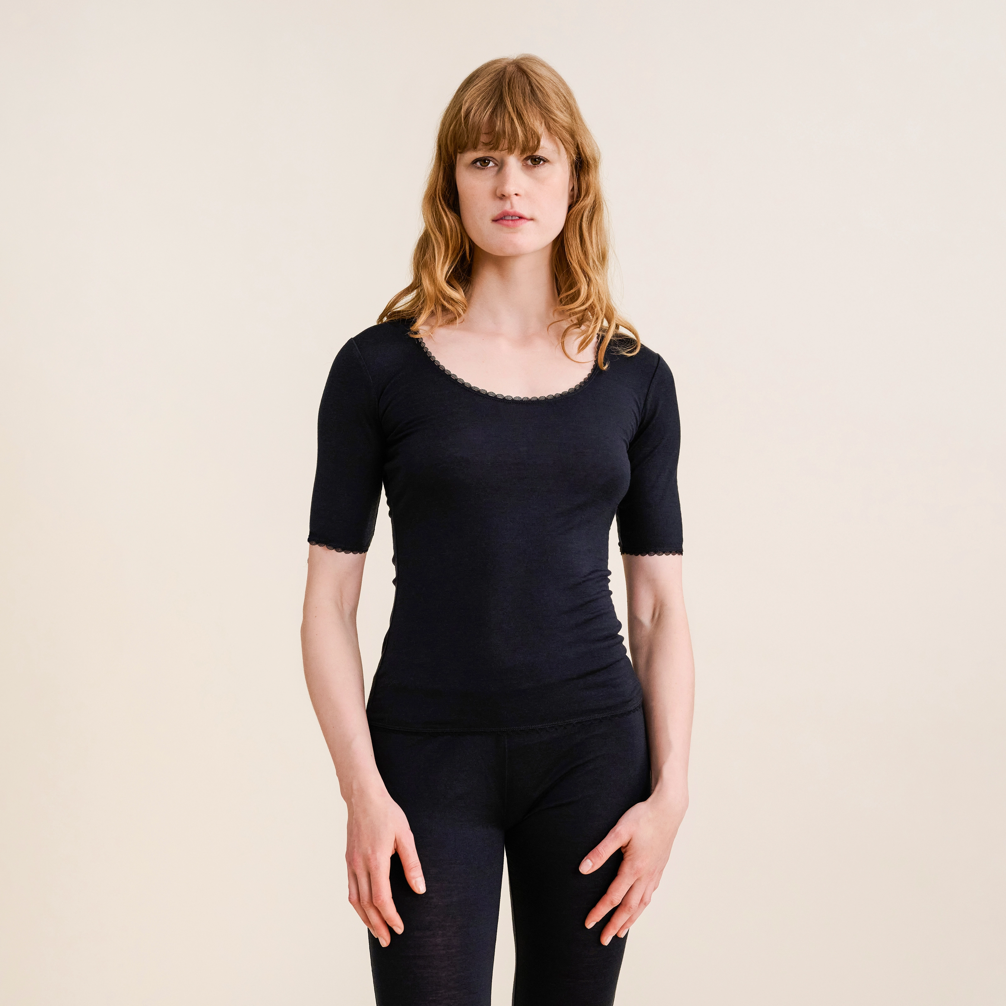 Merino Sensation Shirt Kurzarm in schwarz