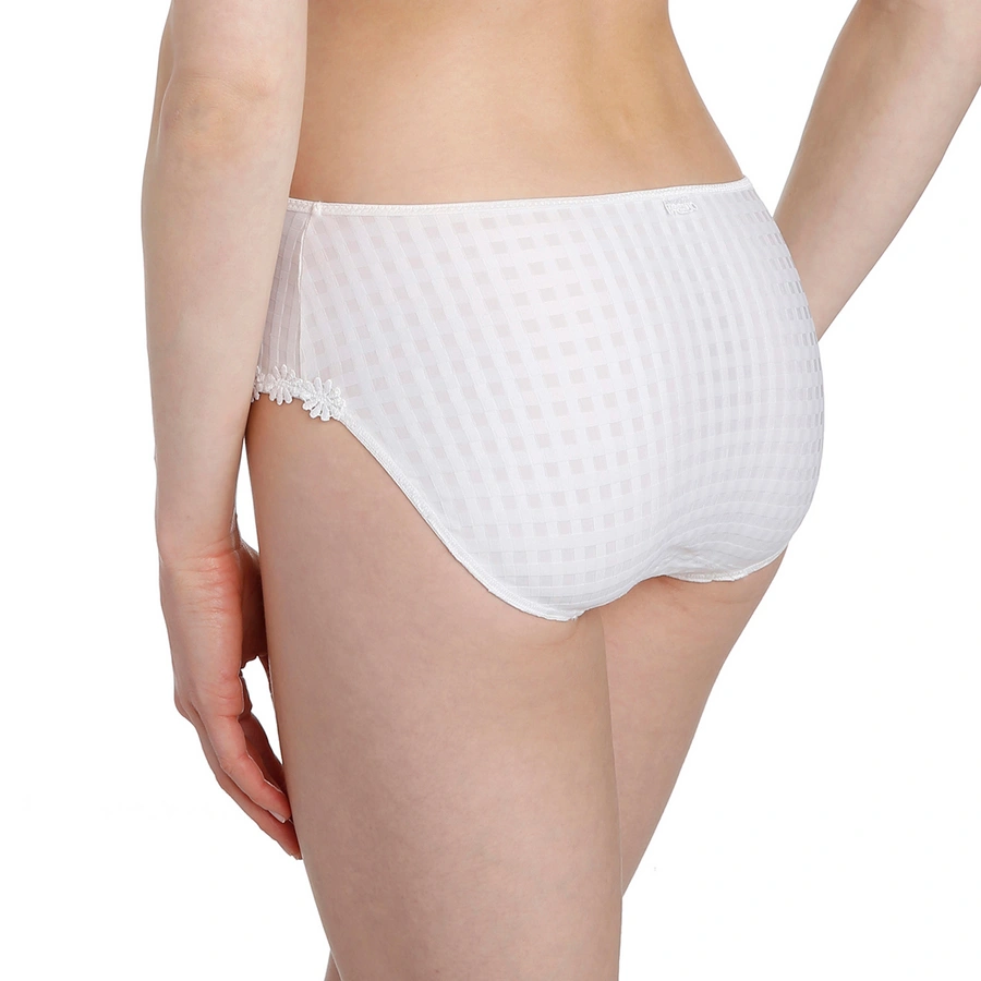 Avero, Weiss, large