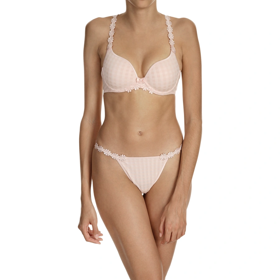 Avero, Rosa, large