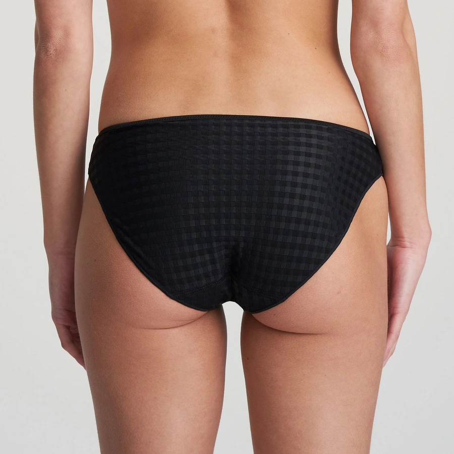Avero, Schwarz, large