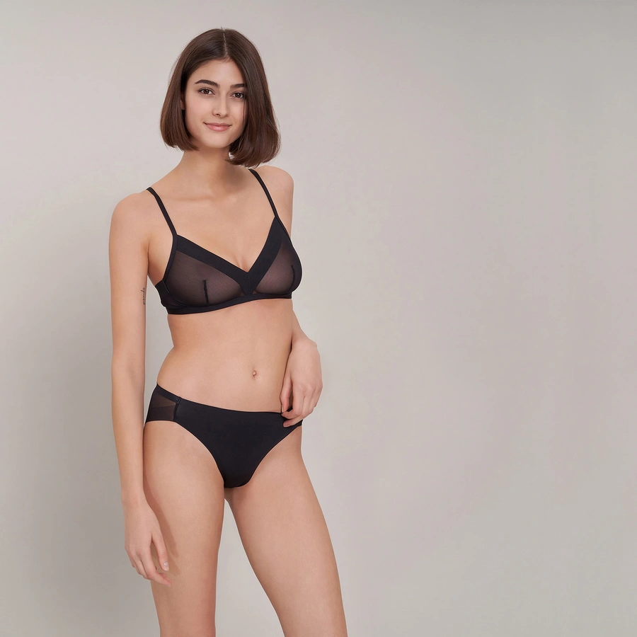Estelle, Noir, large