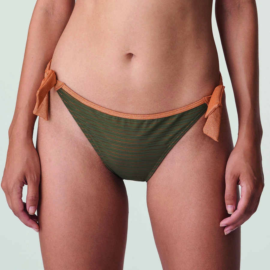Marquesas, Vert foncé, large