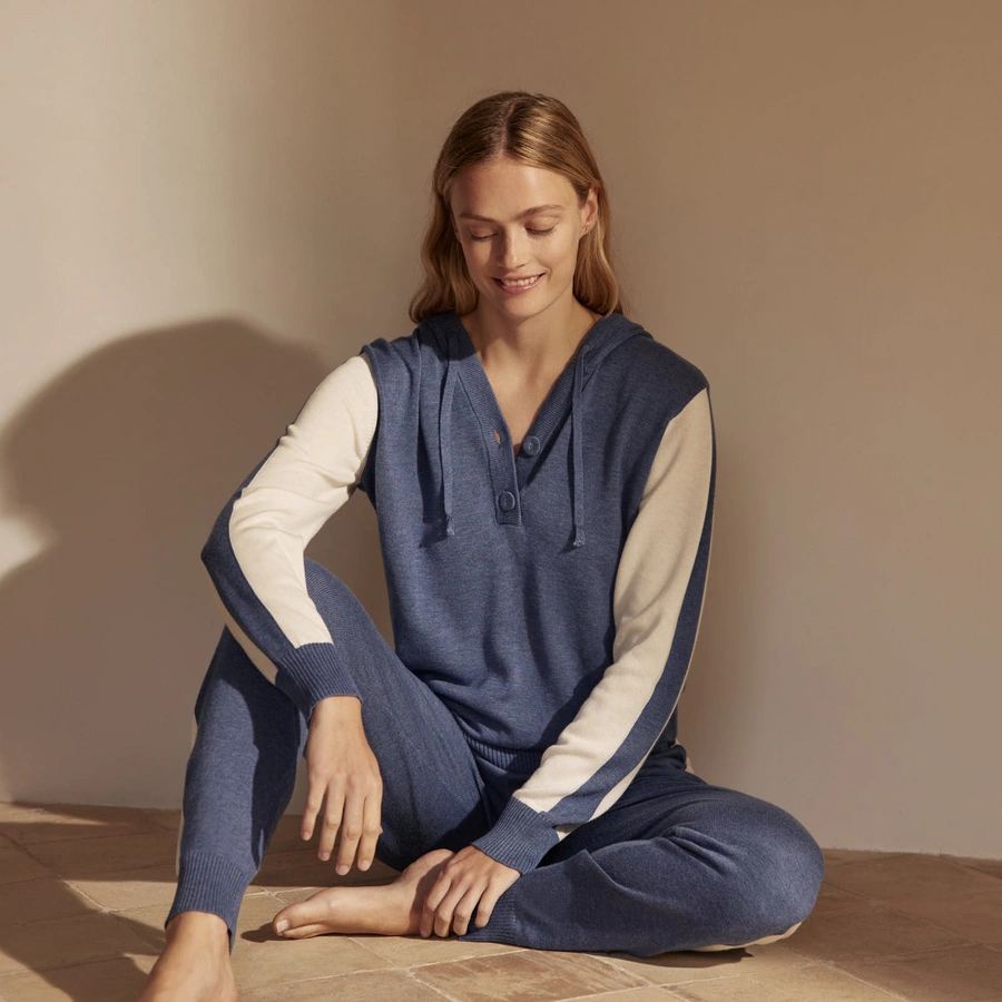 Maida, Blu scuro, large