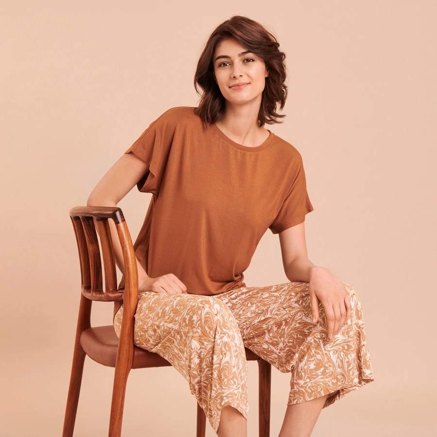 Nerisa_, Beige, large