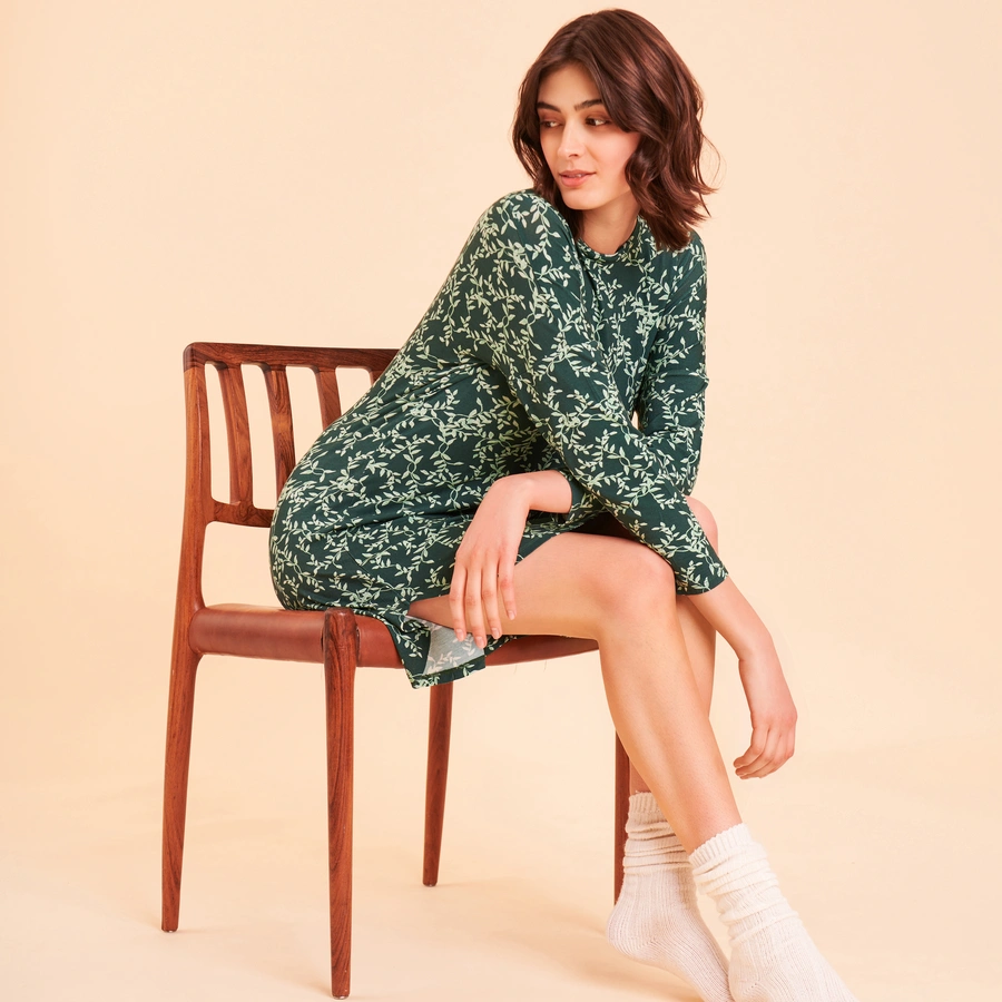 Nia_, Verde con motivo, large