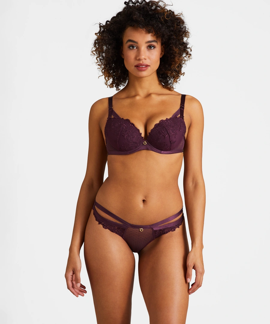 Femme Passion, Bordeaux, large