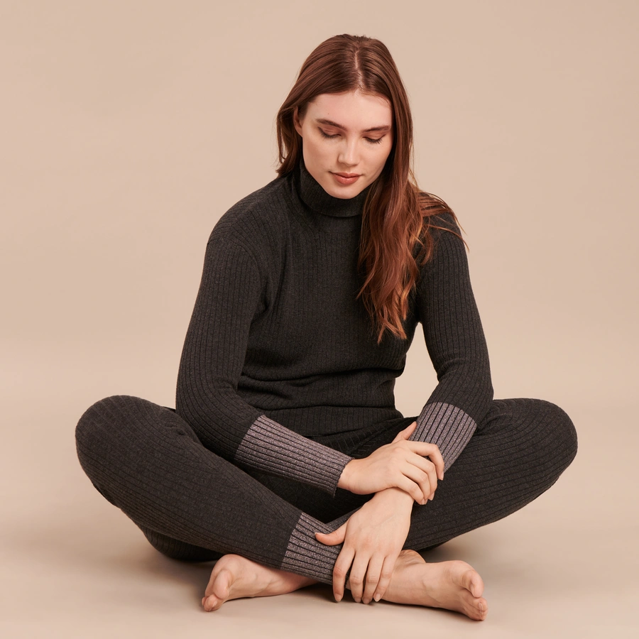 Naida, Gris avec motifs, large