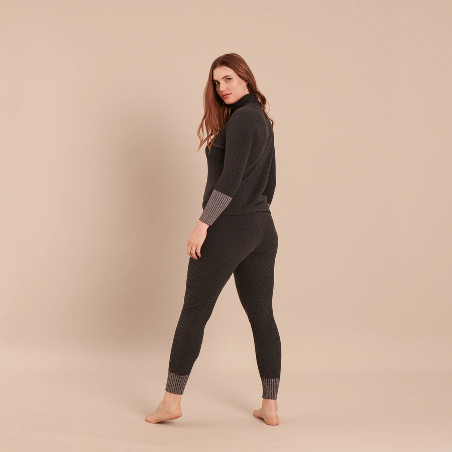 Naida, Gris avec motifs, large