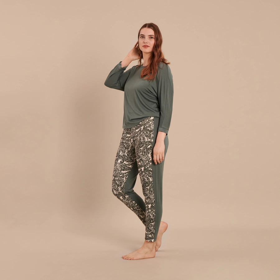 Nessy, Verde, large