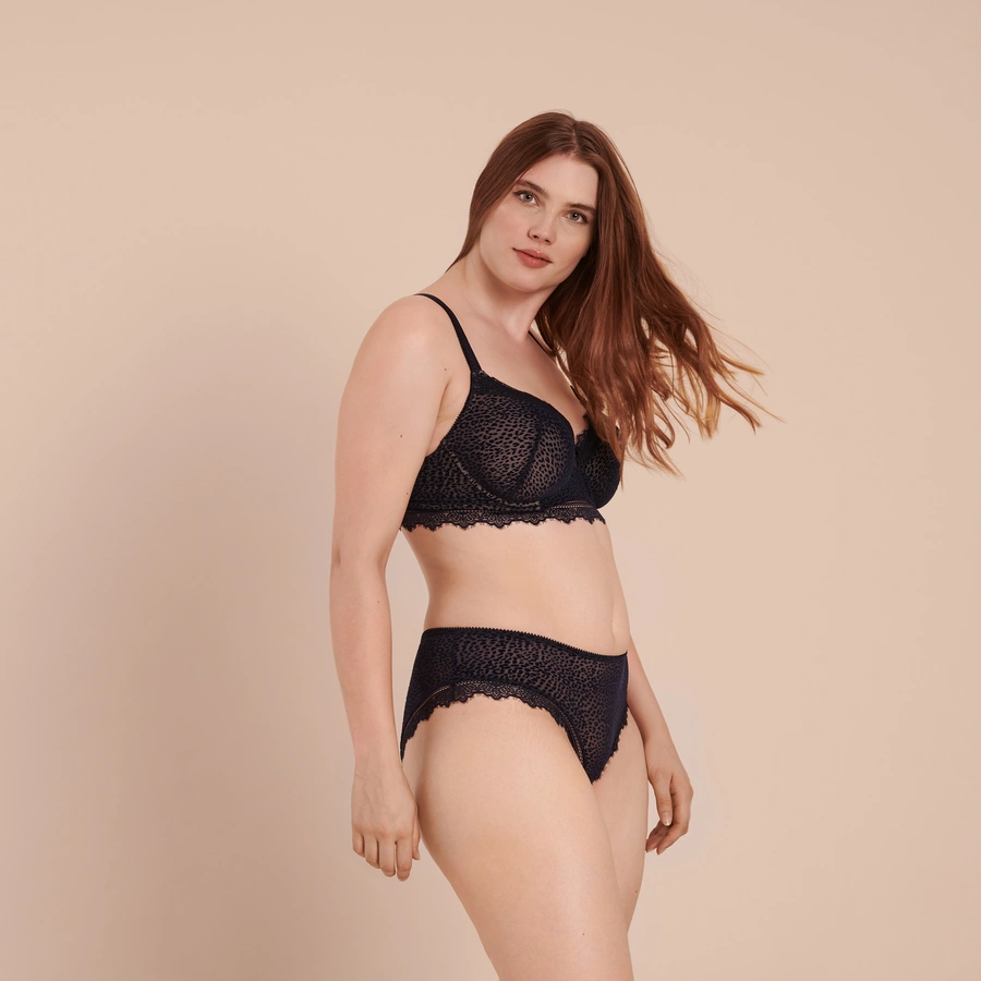 Nayra, Blu scuro, large