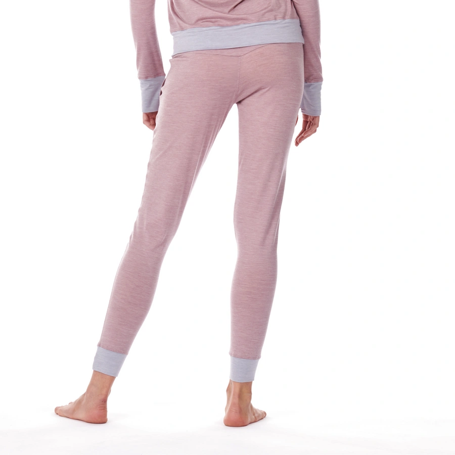 Stay Warm, Rosa, large
