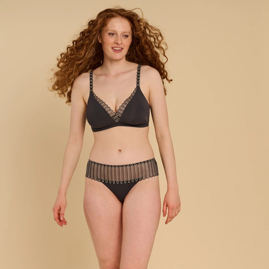 Rodina, Anthracite, large