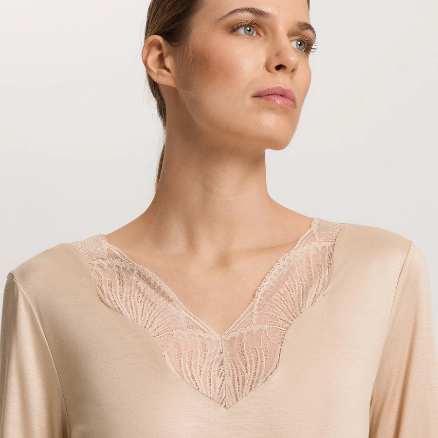 Lilith, Beige, large
