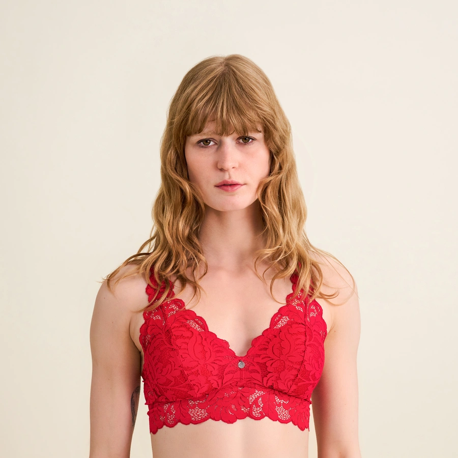 Reesa, Rouge, large