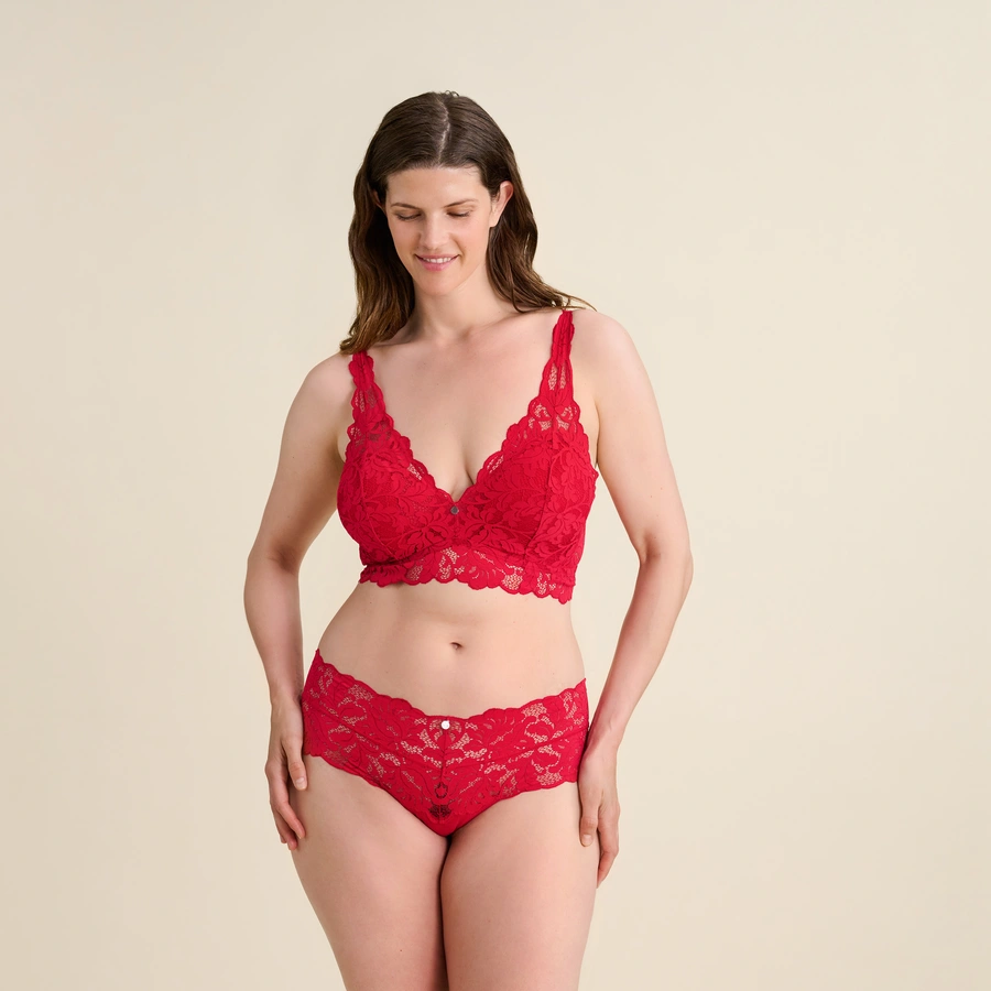 Reesa, Rouge, large