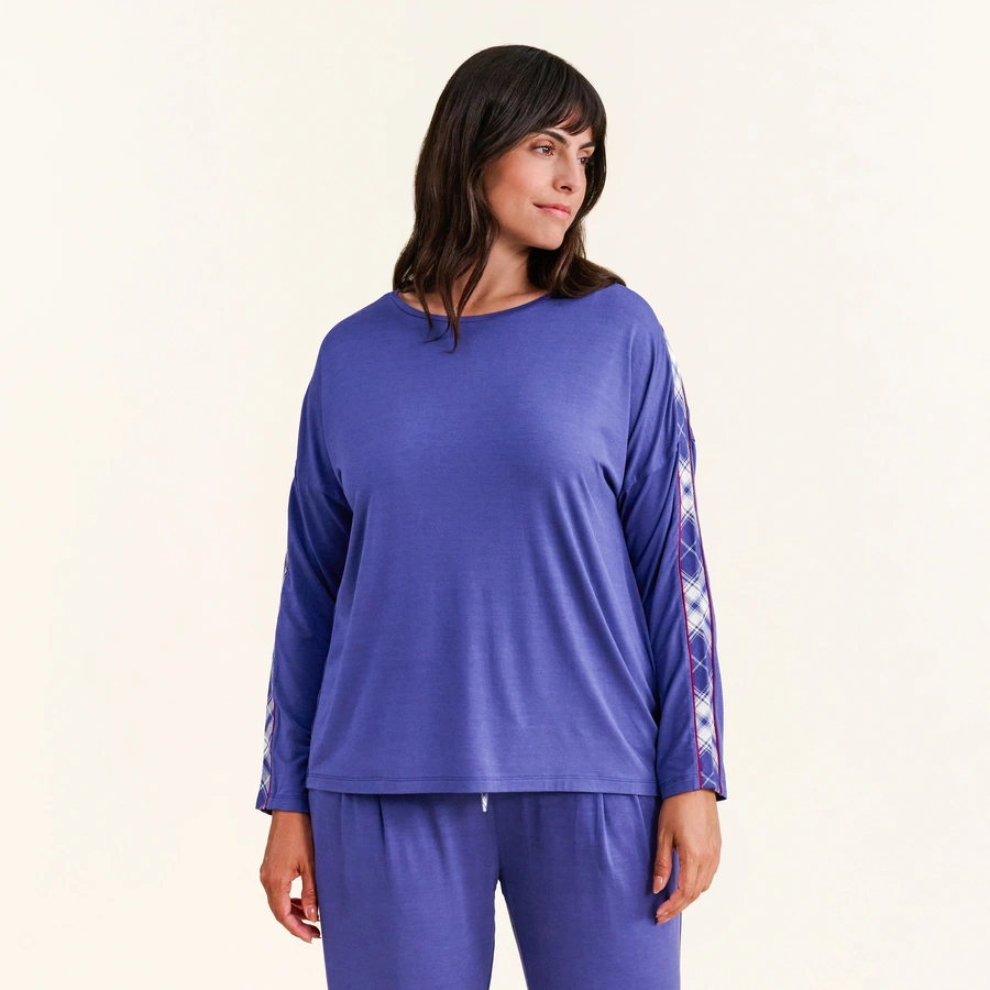 Bernetta, Bleu, large