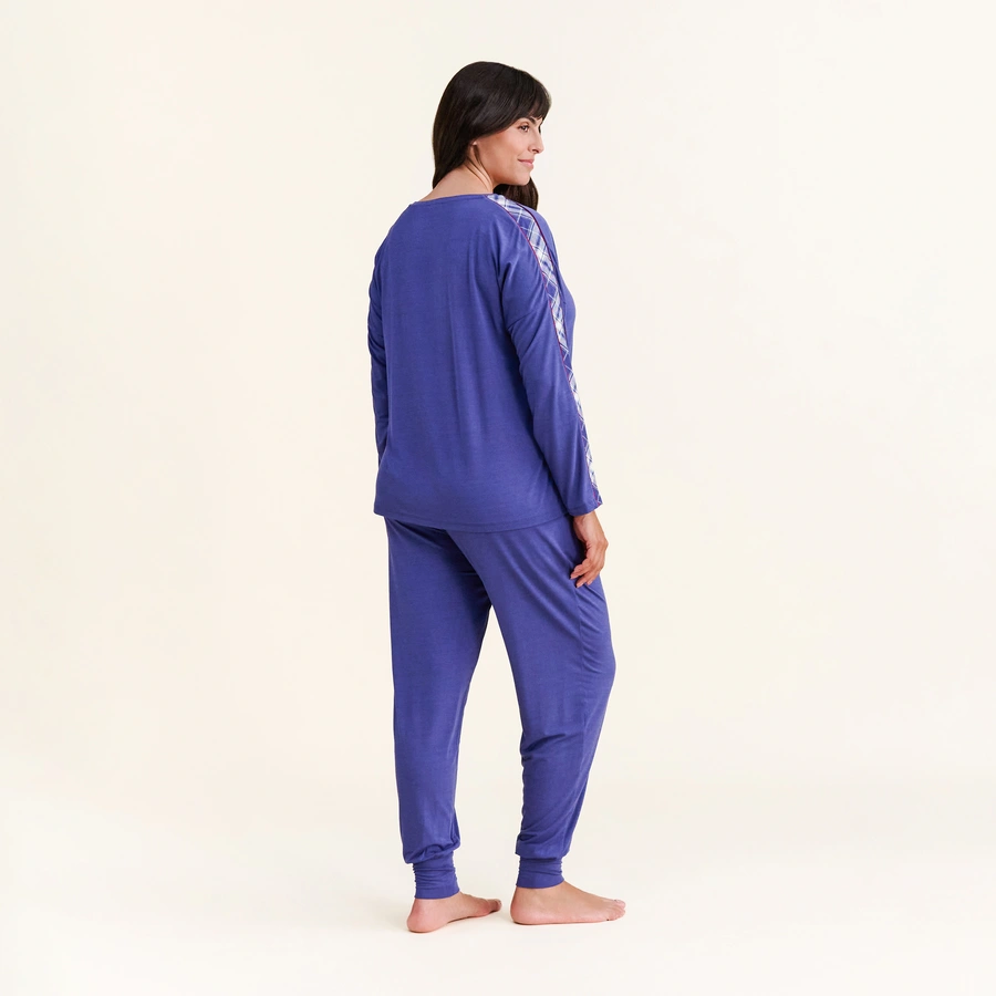 Bernetta, Bleu, large