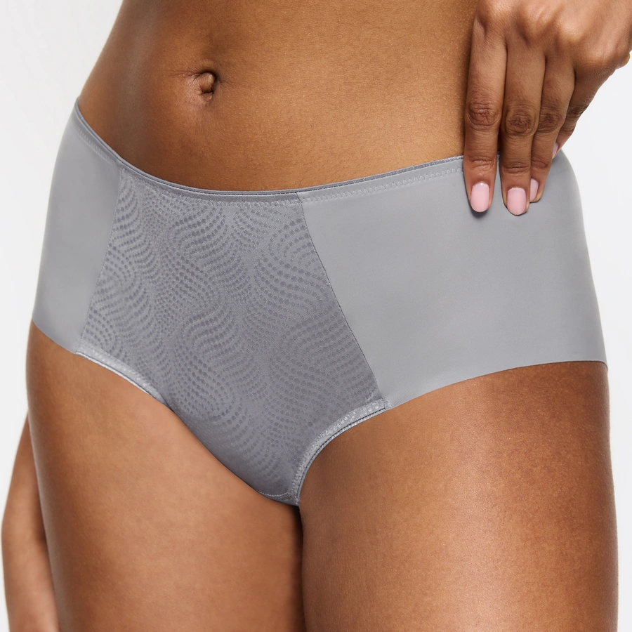 Essential Minimizer, Grau, large