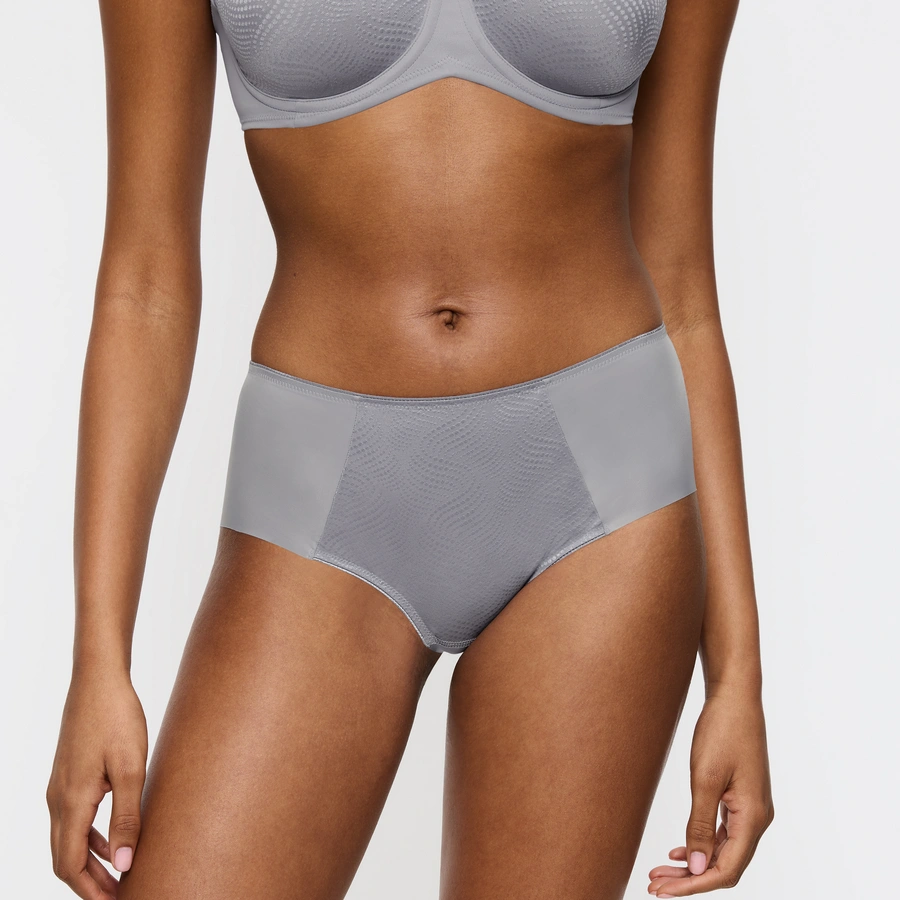 Essential Minimizer, Grau, large