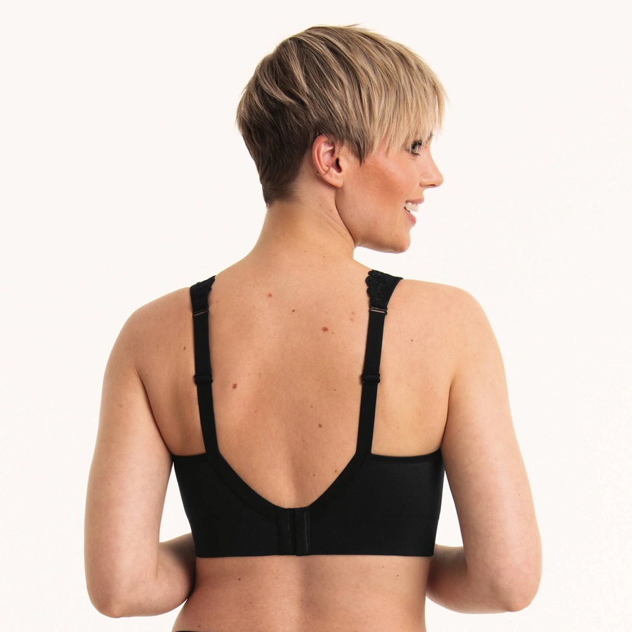 Lotta Lace, Noir, large