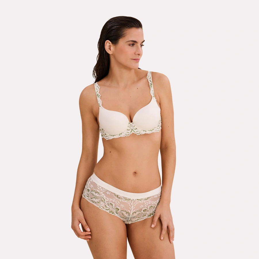 Luxury Desire, Snow white, large