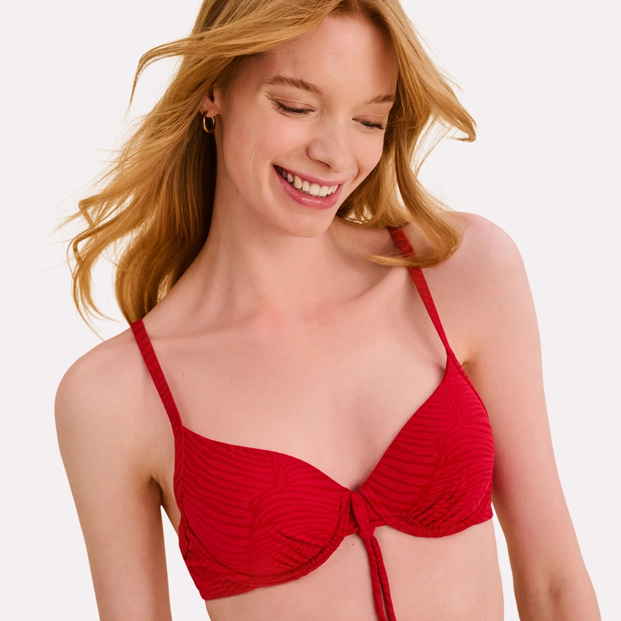 Charlize, Rouge, large