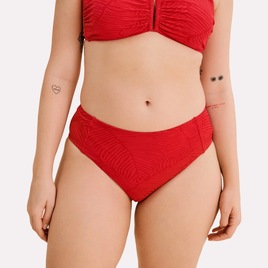 Charlize, Rouge, large