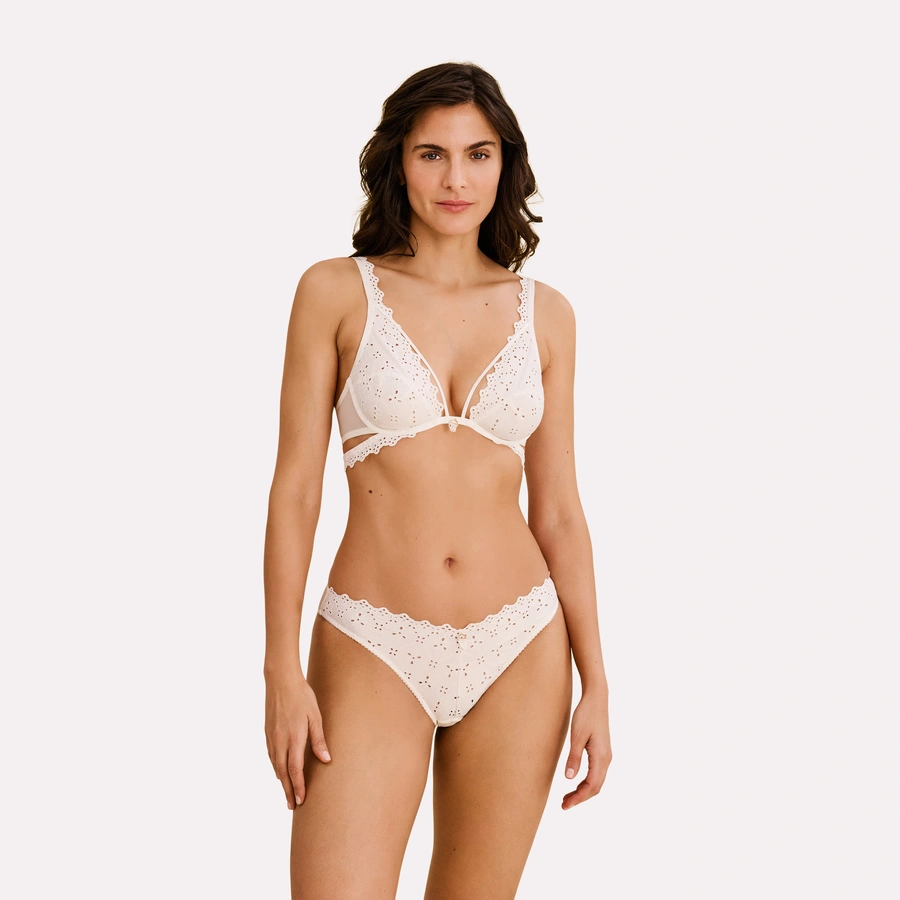 Clarice, Snow white, large