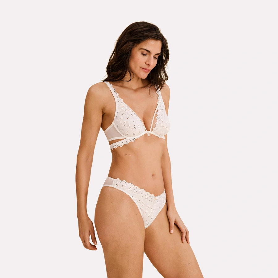 Clarice, Snow white, large