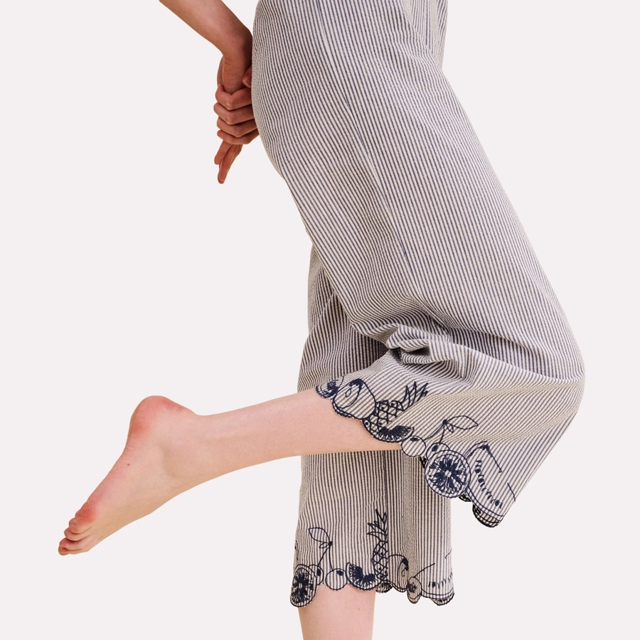 Celia, Bleu fonc&eacute; avec motifs, large