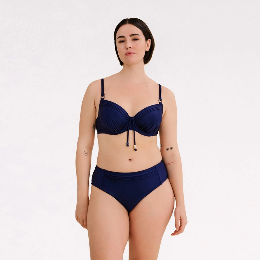 Crystal, Ocean cavern, large