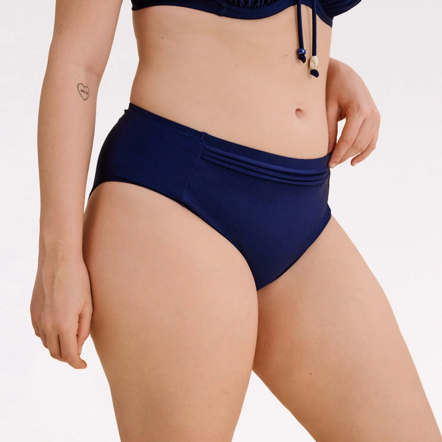 Crystal, Ocean cavern, large