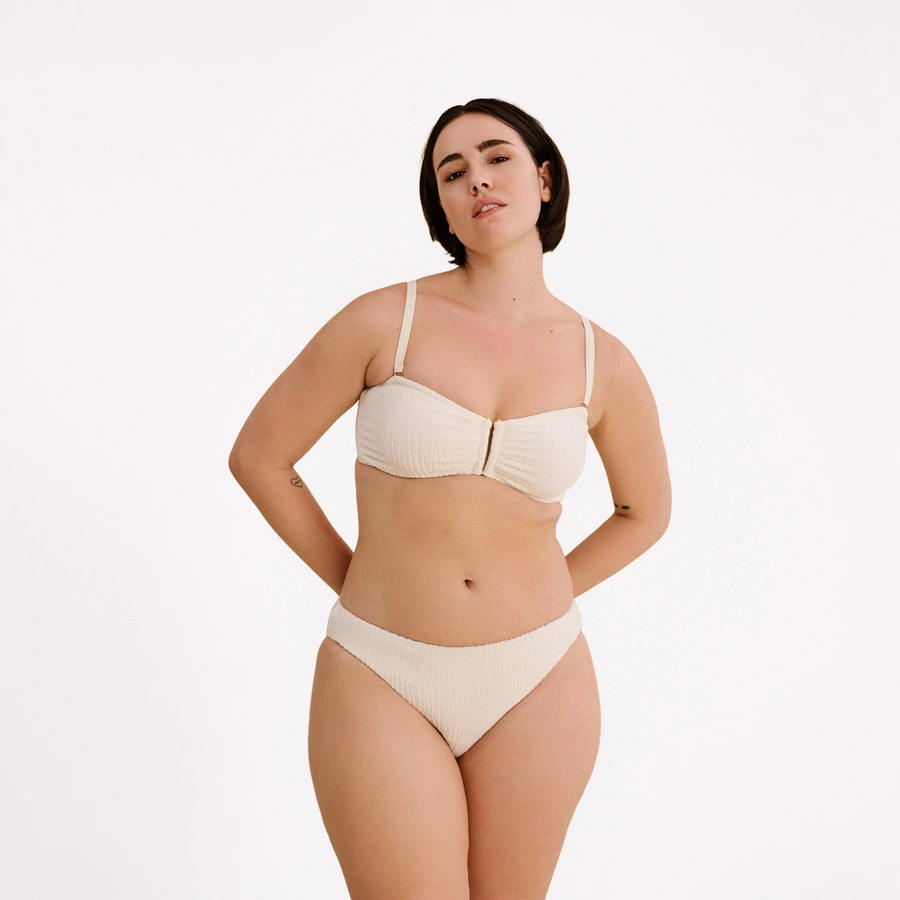 Candice, Snow white, large