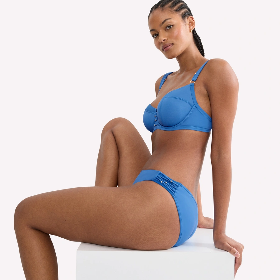 Palina Love by the Sea, Blu, large