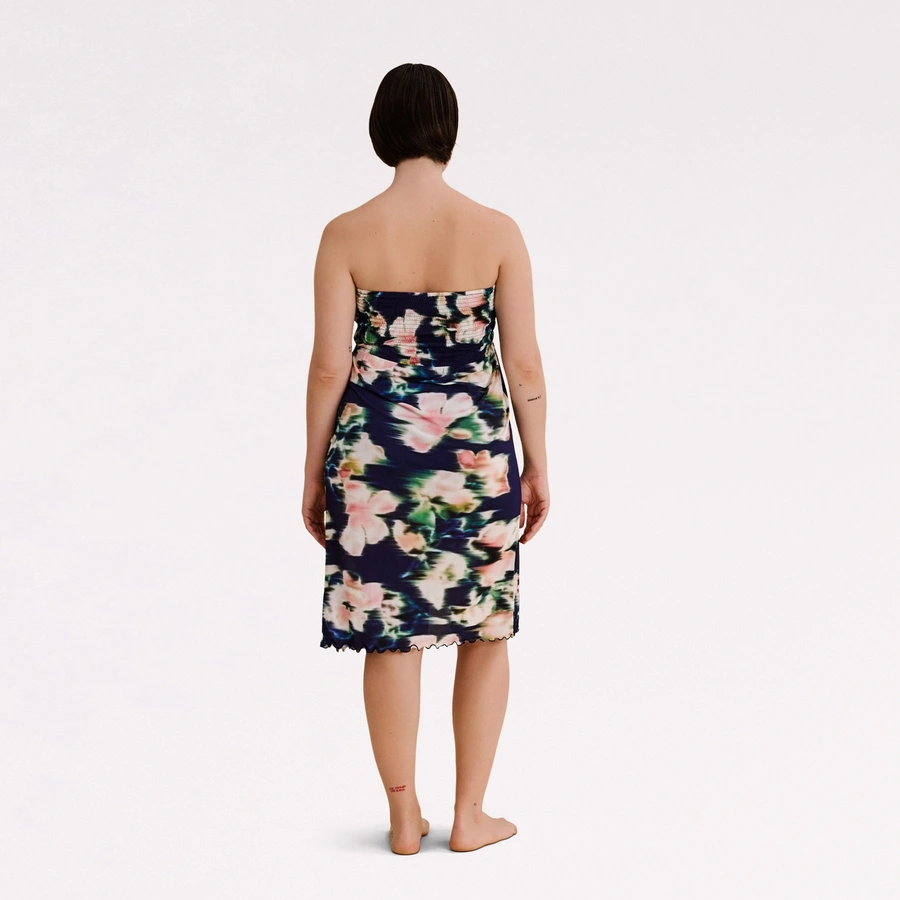 Carlotta, Dunkelblau gemustert, large