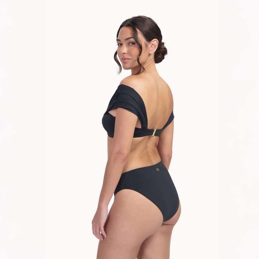 Femme Noir, Nero, large