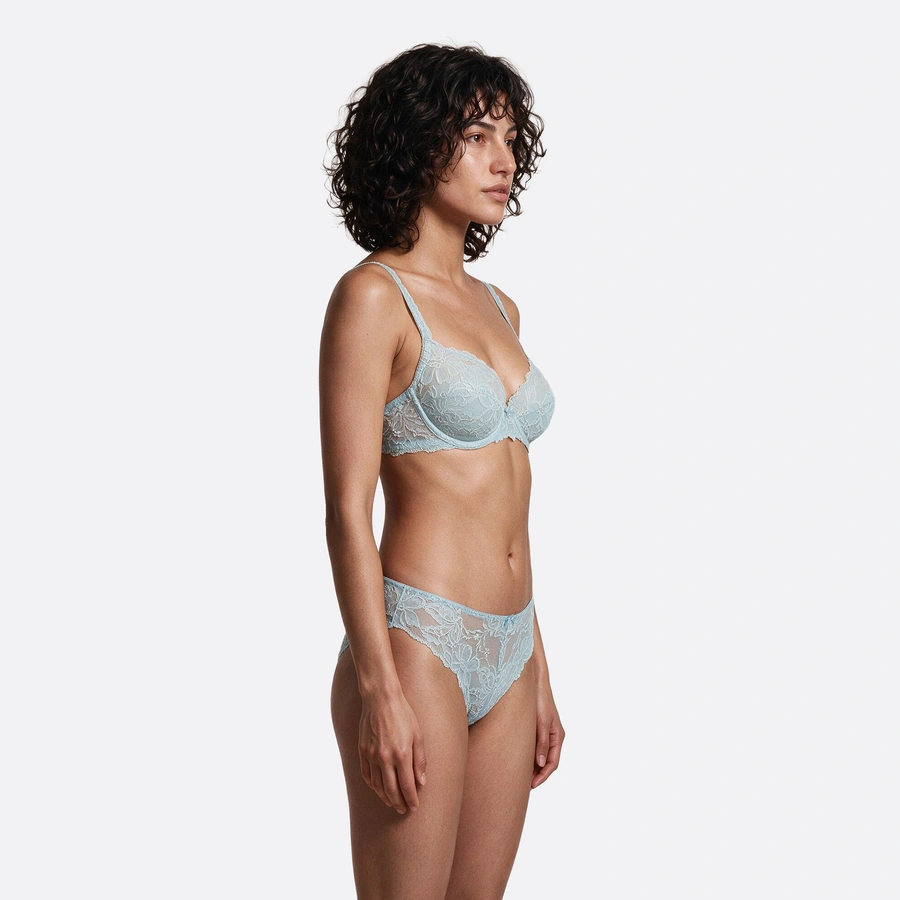 Luxury Desire, Cloud blue, large