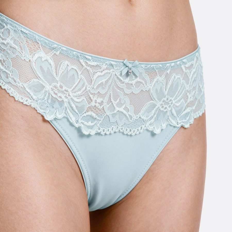 Luxury Desire, Cloud blue, large