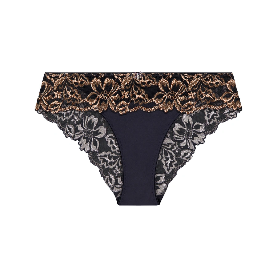 Luxury Desire, Black leo, large