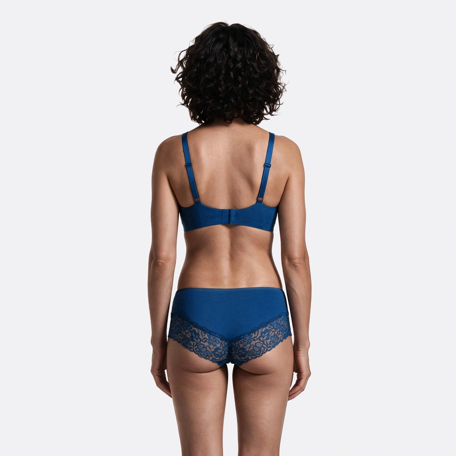 Cozy Beauty, Poseidon, large