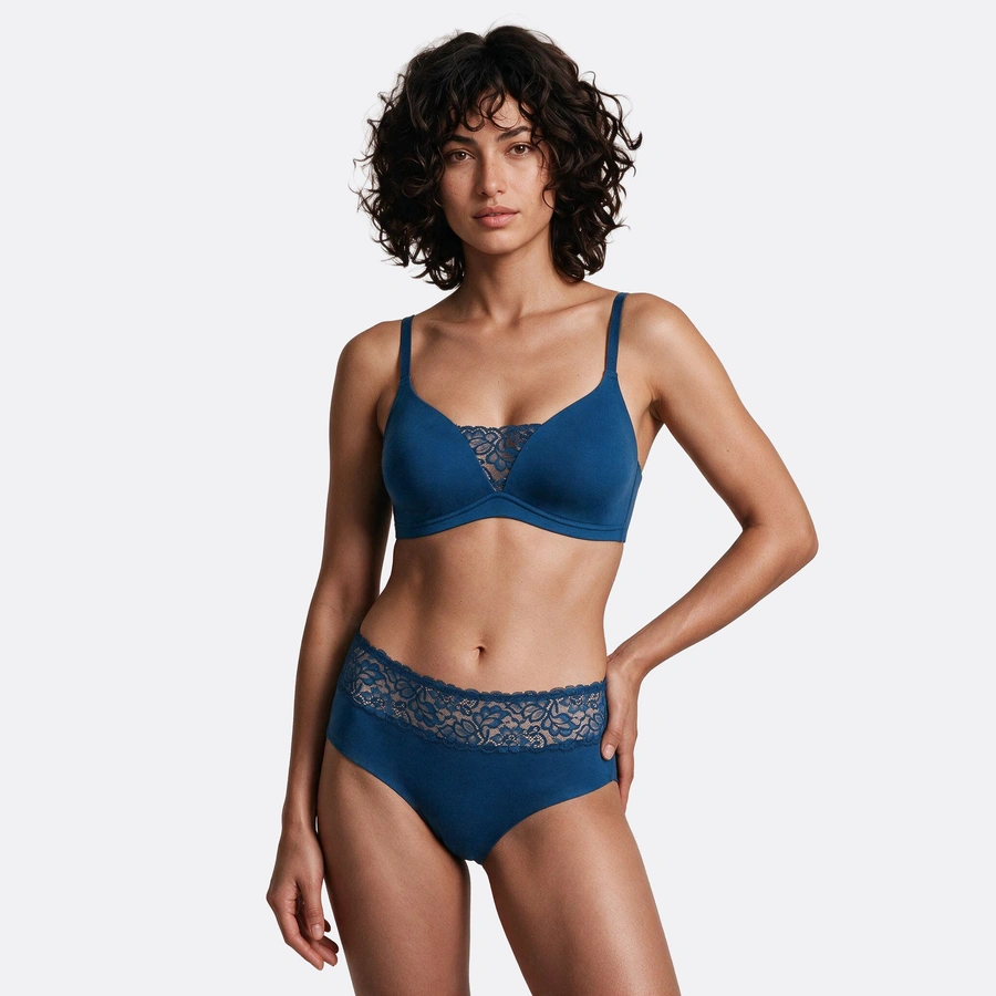 Eila, Poseidon, large