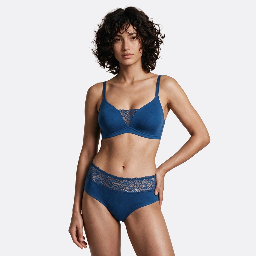 Eila, Poseidon, large
