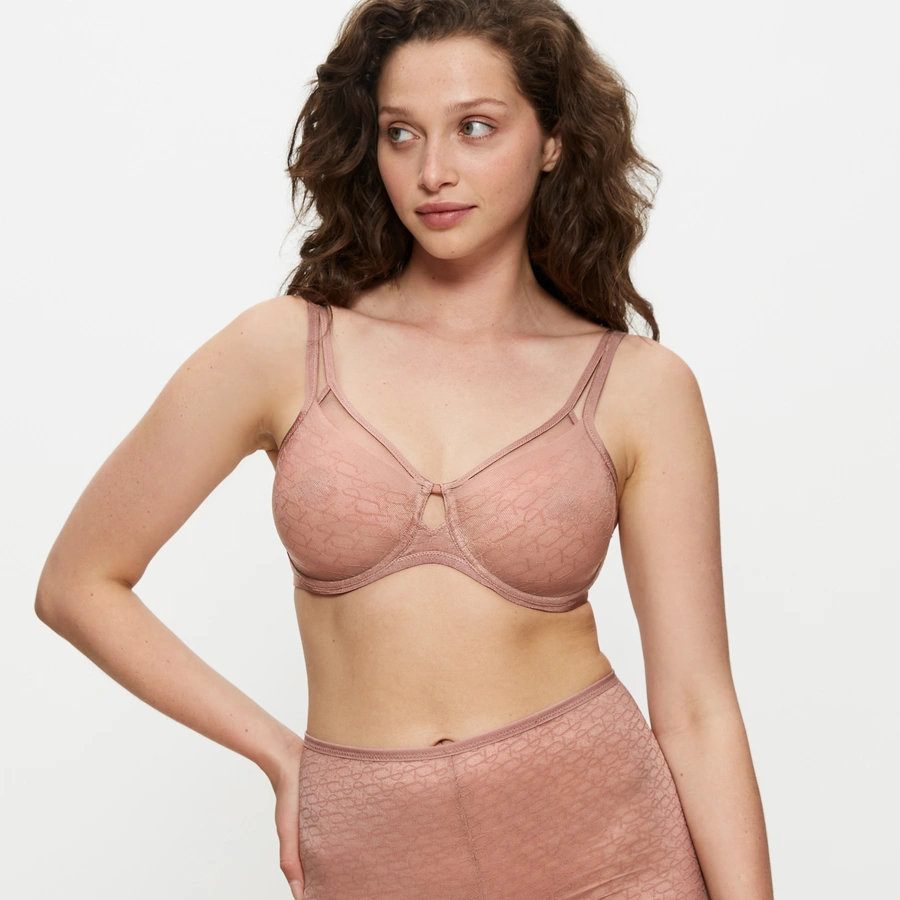 Triumph Signature Sheer, Hellbraun, large