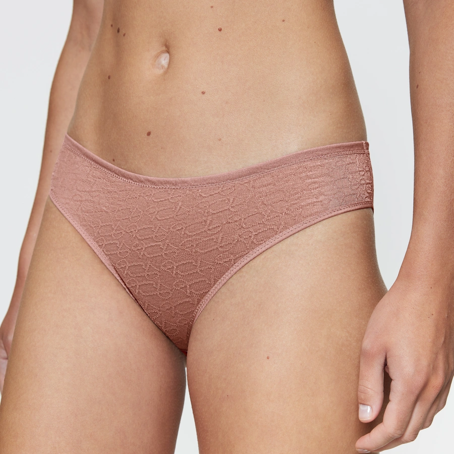 Triumph Signature Sheer, Hellbraun, large