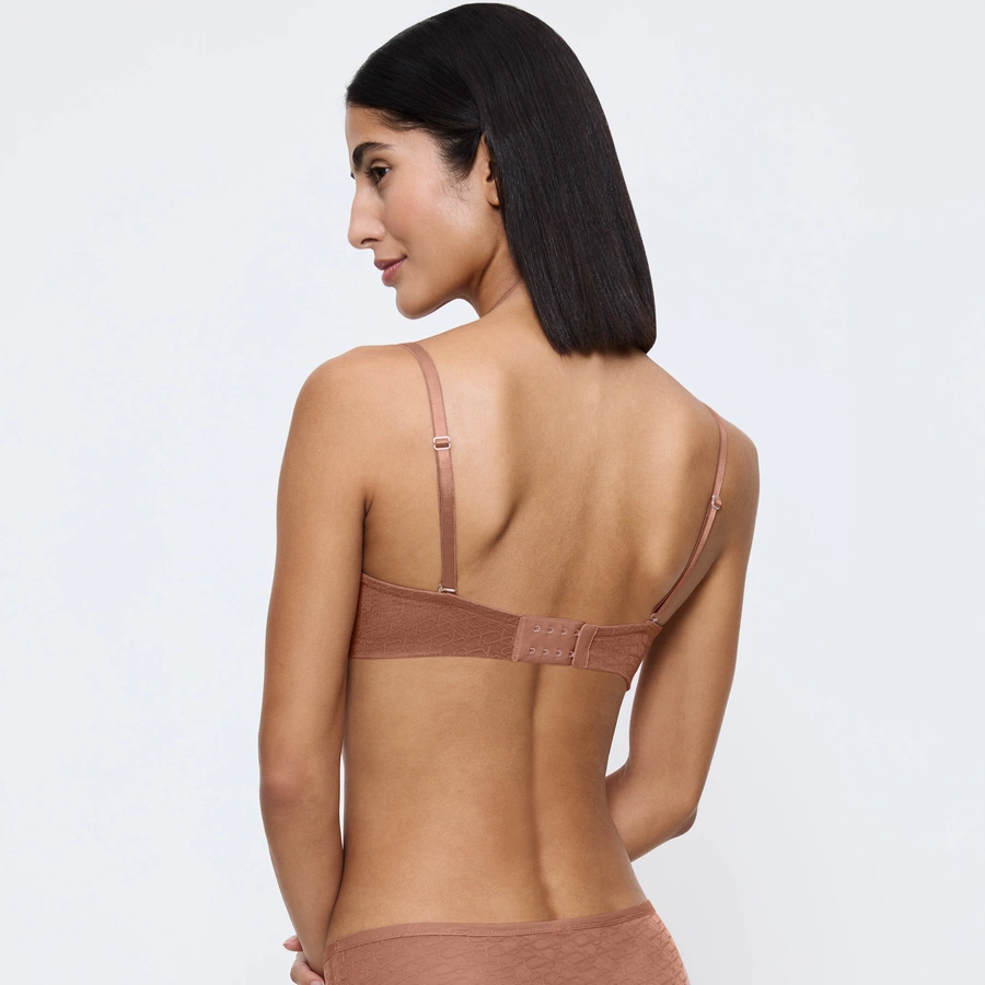 Triumph Signature Sheer, Hellbraun, large