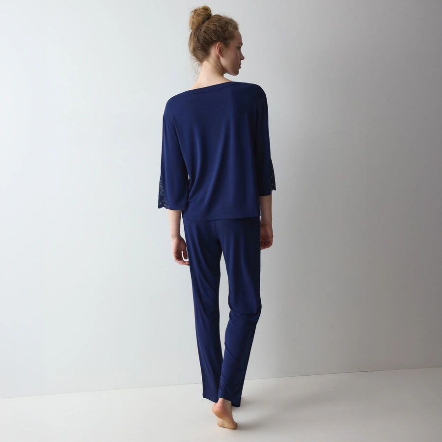 Amourette, Blu, large