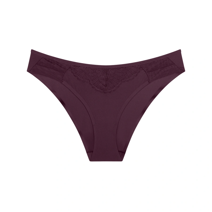 Love in Lace, Bordeaux, large