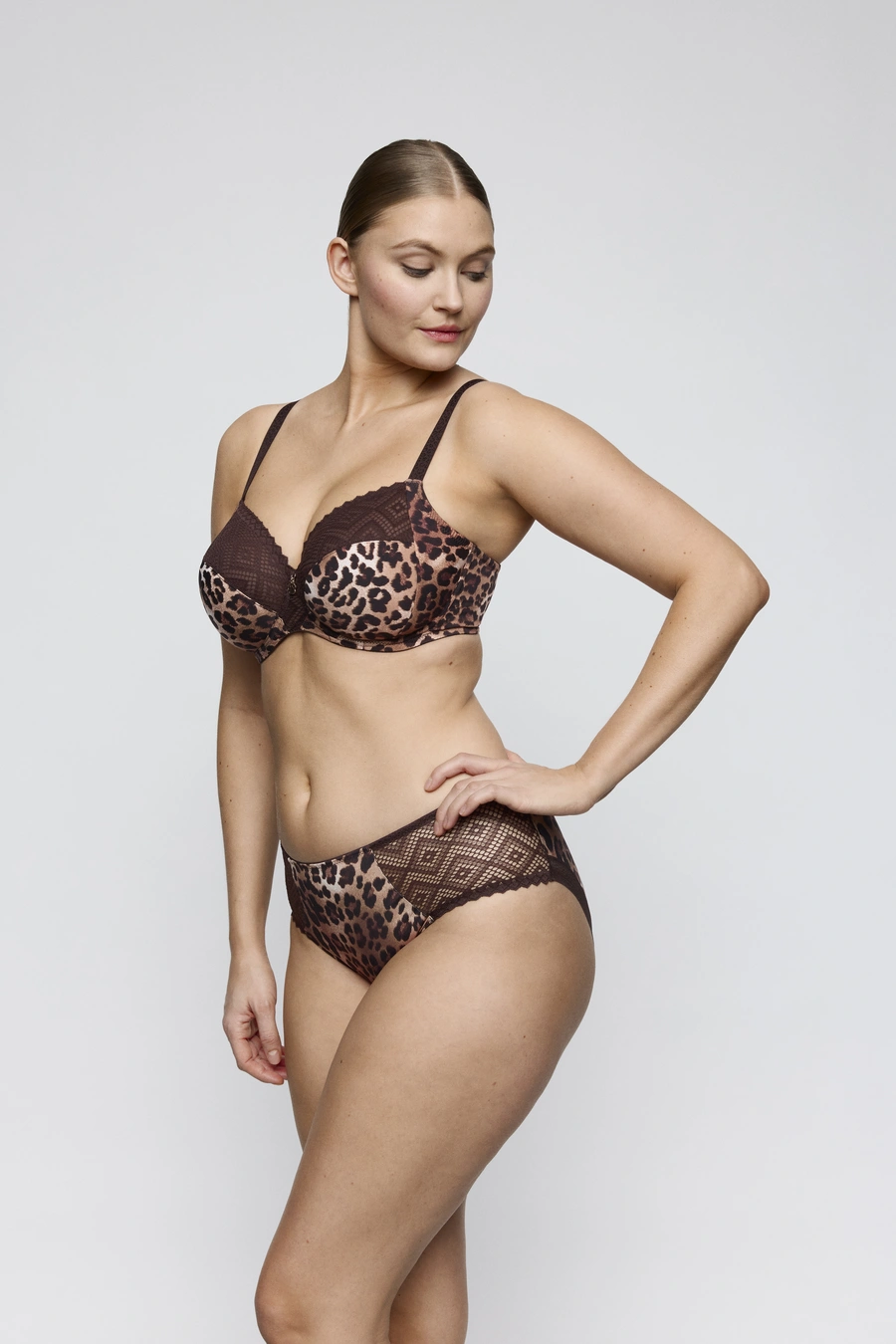 Giganni, Marron avec motifs, large