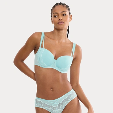 Palina Moonlight Kiss